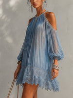 Corallo | Vestito Mini Stropicciato Blu con Spalle Scoperte e Orlo in Pizzo