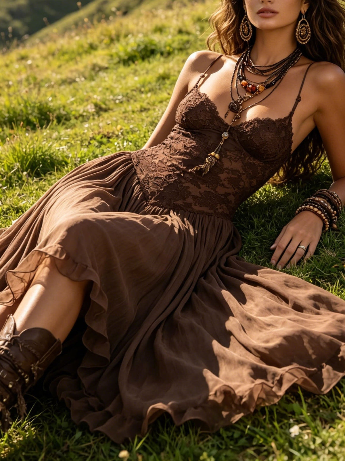 Vienna | Abito Marrone in Pizzo e Chiffon