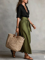 Set di Due Pezzi: Camicia Nera e Gonna Midi Verde Oliva