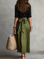 Set di Due Pezzi: Camicia Nera e Gonna Midi Verde Oliva